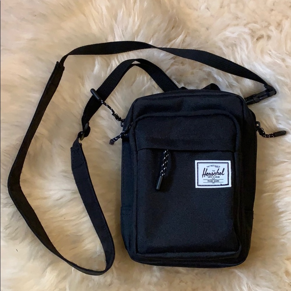 NWT Herschel Supply Co. Form Bag